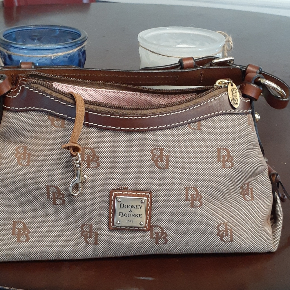 Purse - Picture 3 of 3